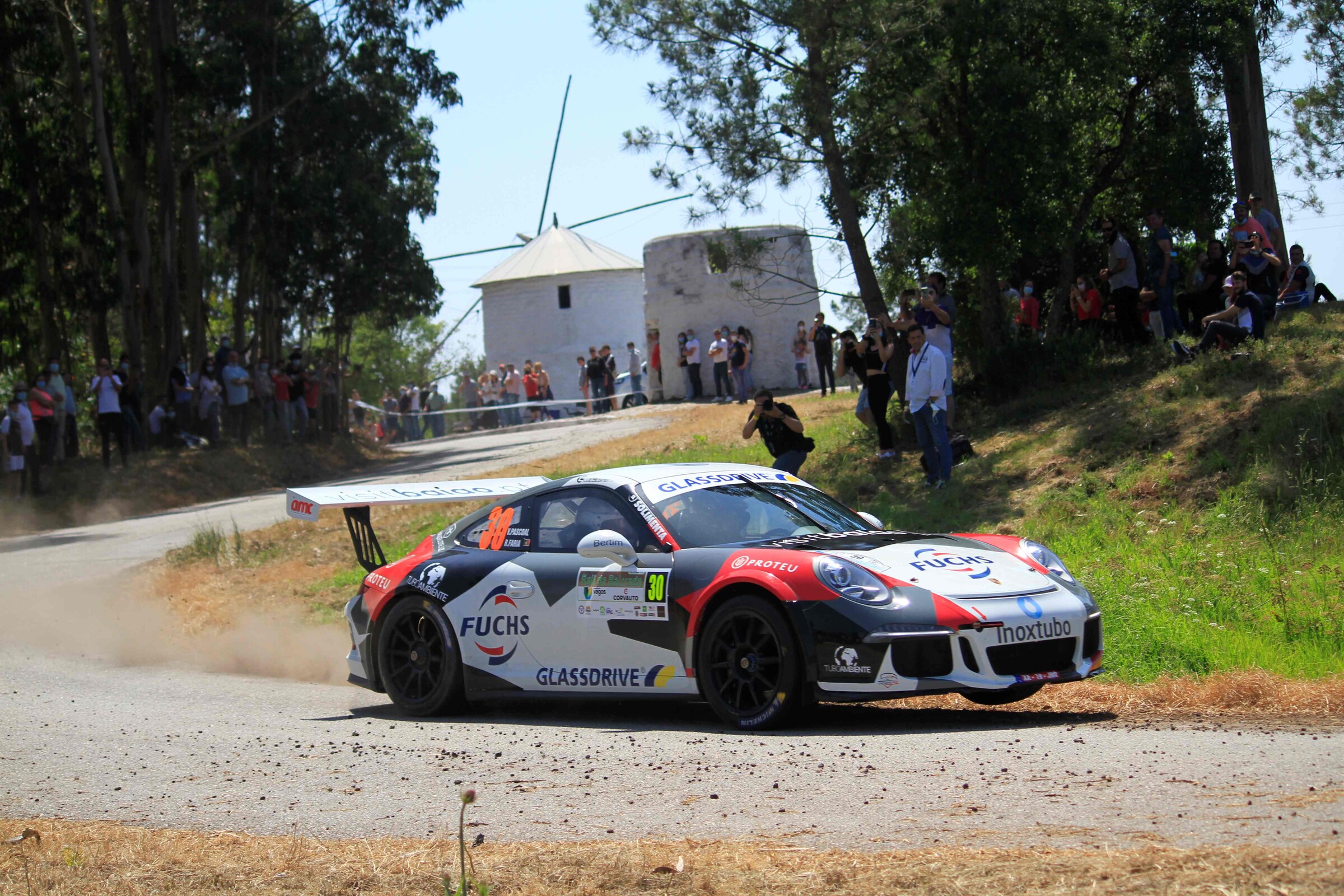 EMOÇÕES DA COMPETIÇÃO AUTOMÓVEL REGRESSAM A VAGOS NO FIM DE SEMANA
